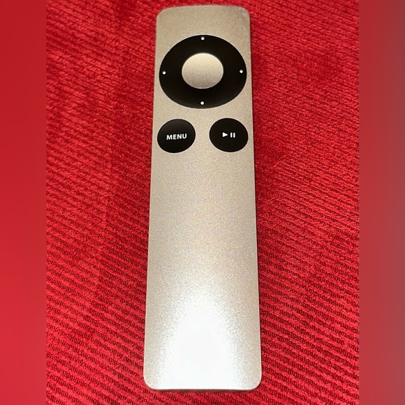 APPLE TV WITH (POWER CABLE/ REMOTE) T16 - Picture 5 of 5